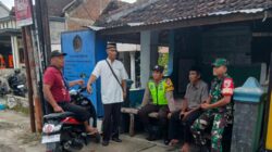 Bersama Masyarakat, Babinsa, dan Bhabinkamtibmas Perkuat Keamanan Desa Plalangan